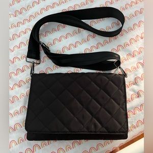 Haute shore crossbody